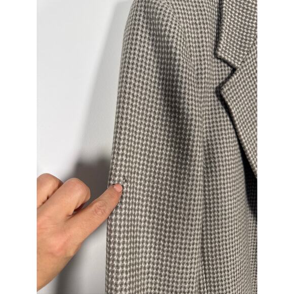 MaxMara Houndstooth Wool Blend Blazer -(AS IS) - Picture 5 of 9
